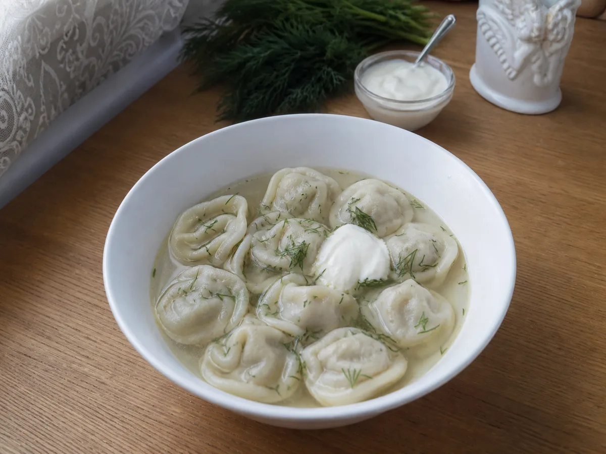Пельмени в бульоне