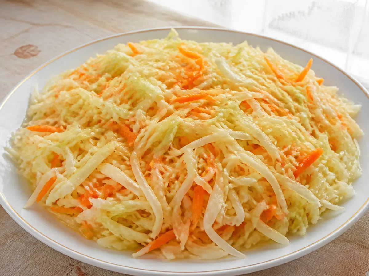 Салат из свежей капусты